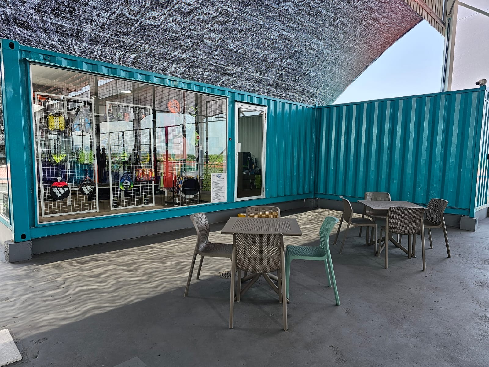 Contenedor comercial